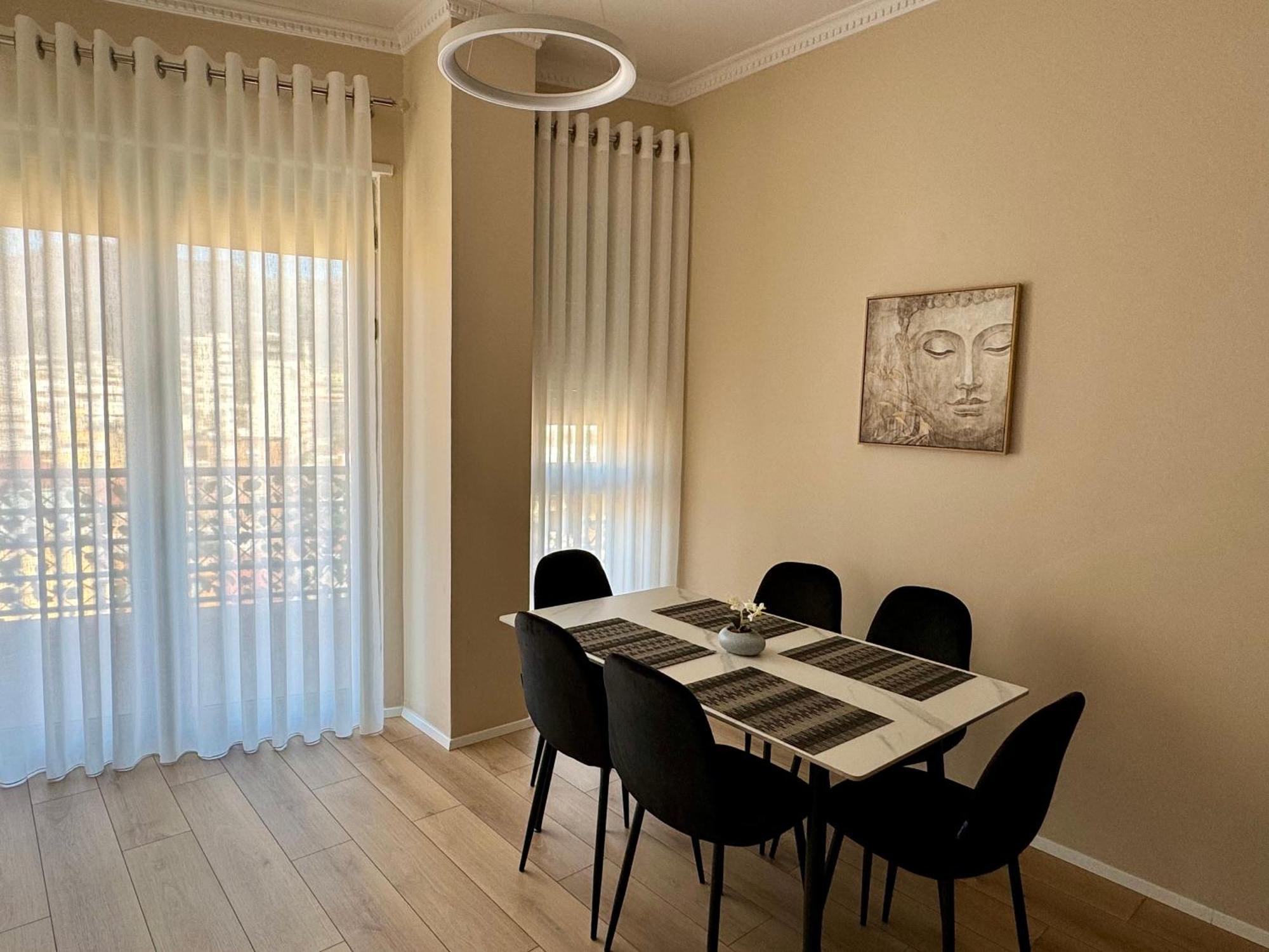 New Bazaar Cozy Apartment 2 Dajti View Tirana Kültér fotó