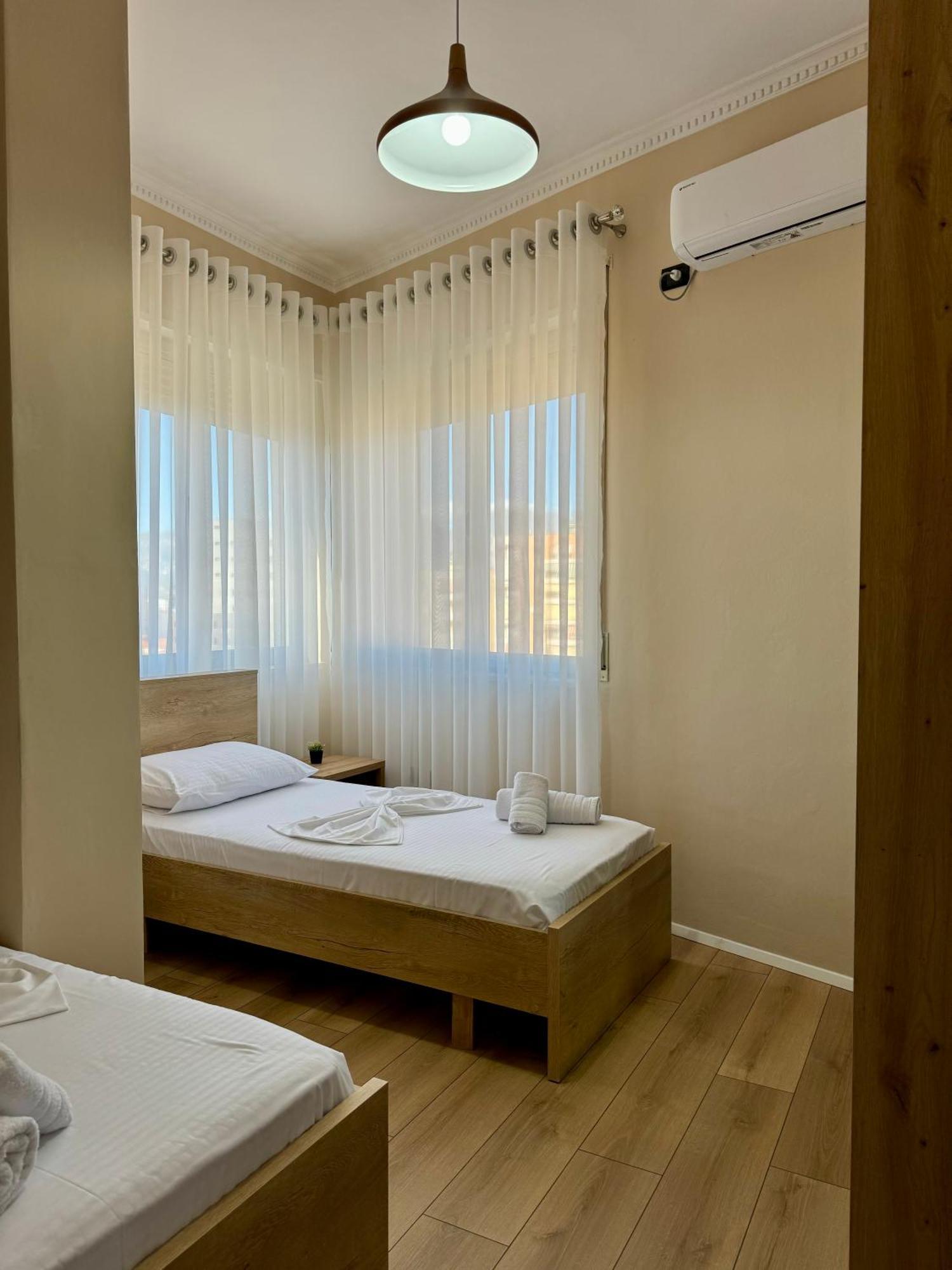 New Bazaar Cozy Apartment 2 Dajti View Tirana Kültér fotó