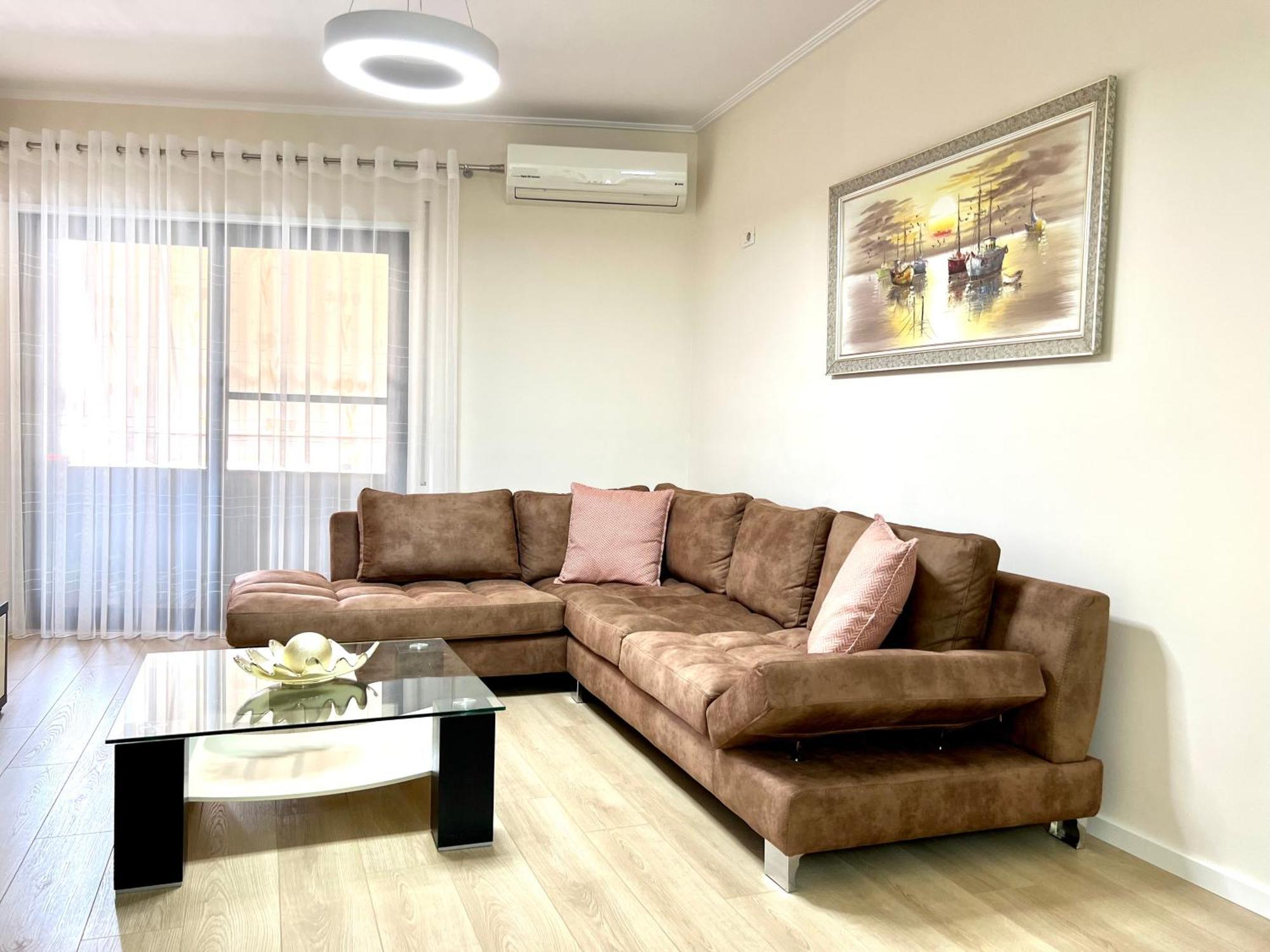 New Bazaar Cozy Apartment 2 Dajti View Tirana Kültér fotó