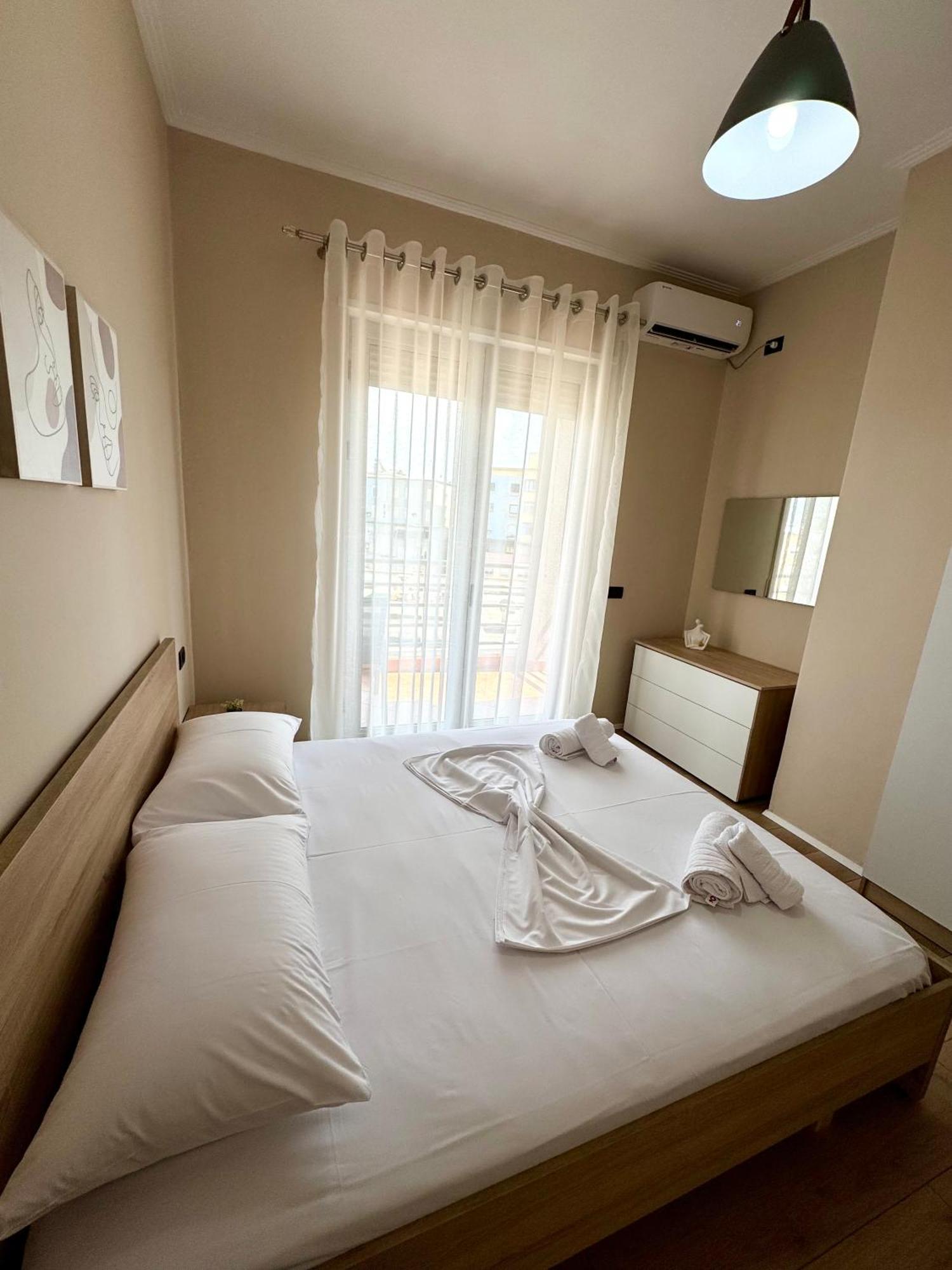 New Bazaar Cozy Apartment 2 Dajti View Tirana Kültér fotó
