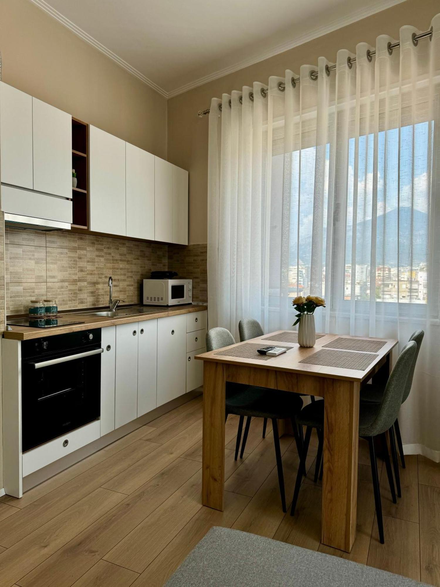 New Bazaar Cozy Apartment 2 Dajti View Tirana Kültér fotó