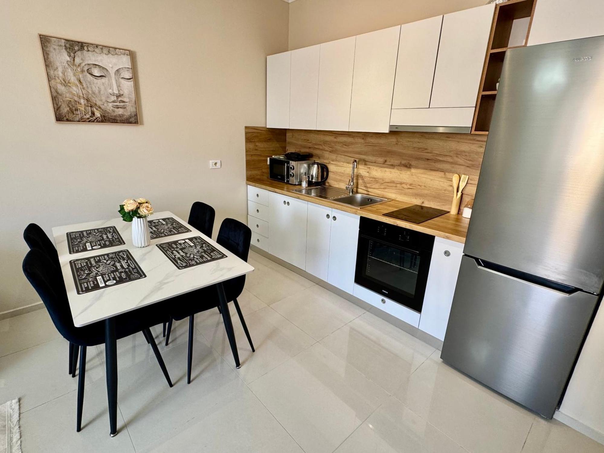 New Bazaar Cozy Apartment 2 Dajti View Tirana Kültér fotó